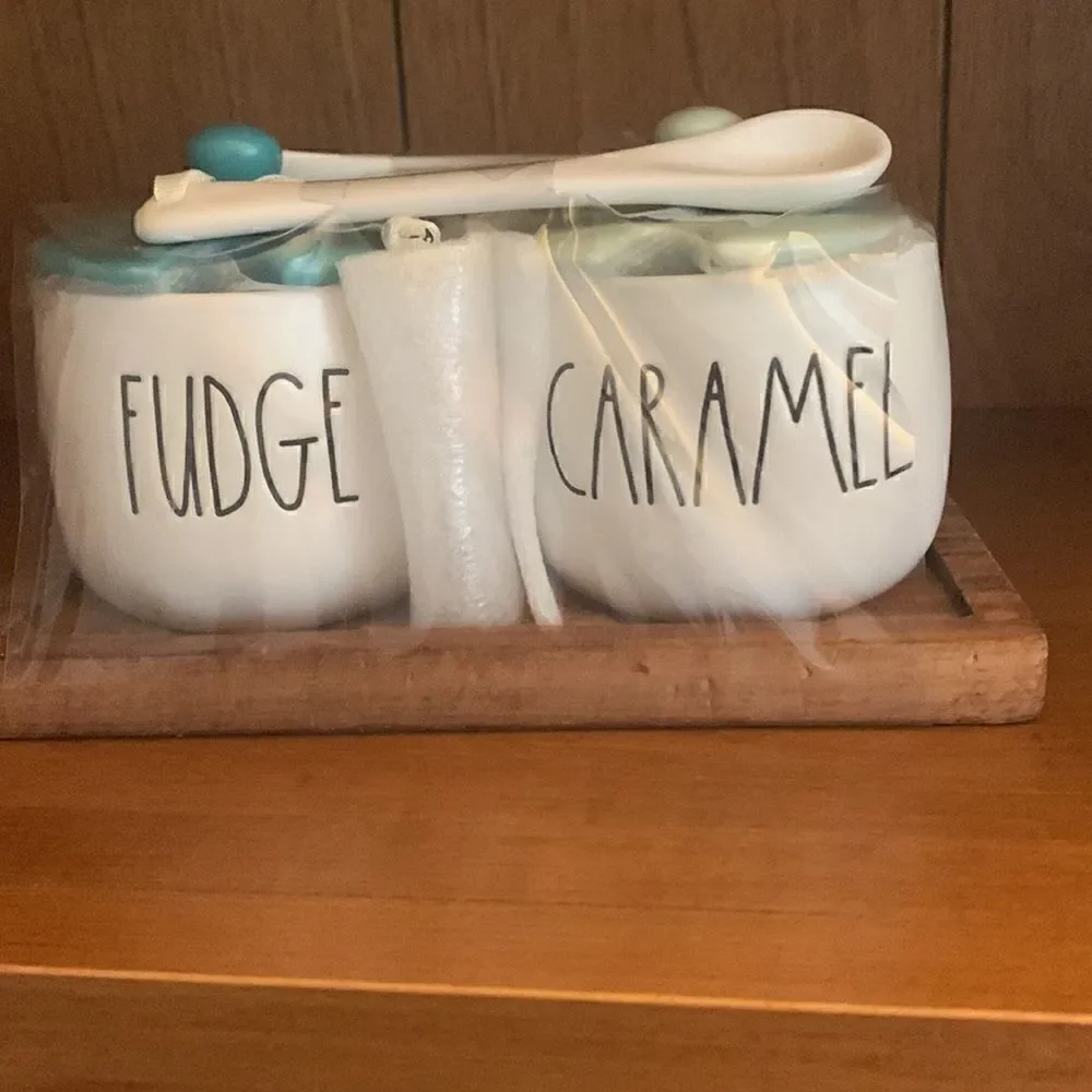 Rae Dunn Fudge & Carmel Ice Cream Topper condiments...